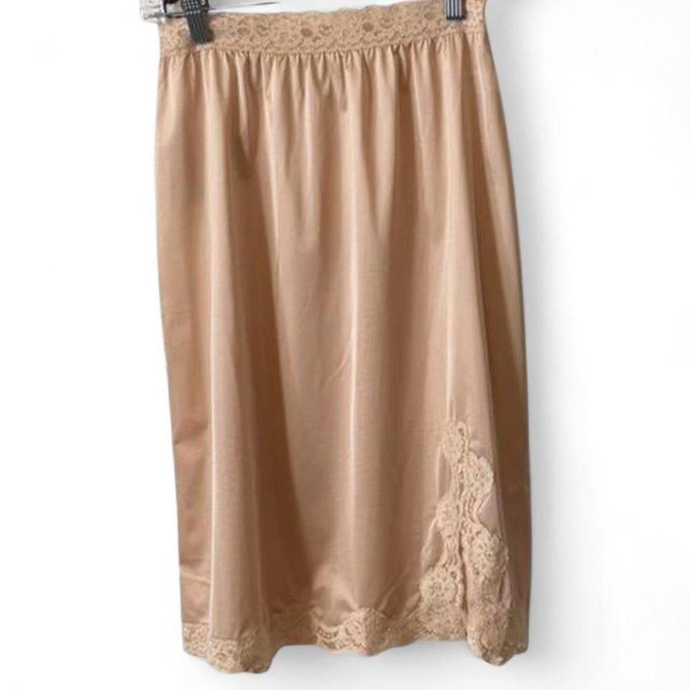 Vintage 70s/80s Vassarette Underneath It All Satin Half Slip, Women's Size M